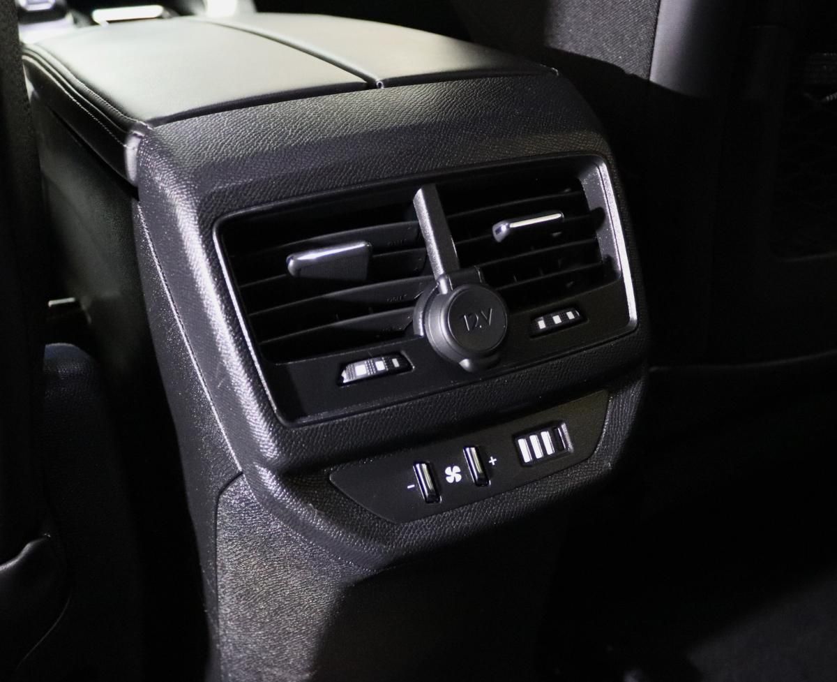 peugeot-5008-2018-diesel-1499cc
