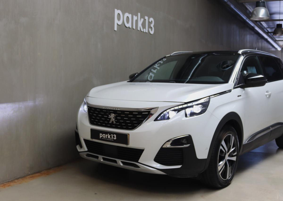 peugeot-5008-2018-diesel-1499cc