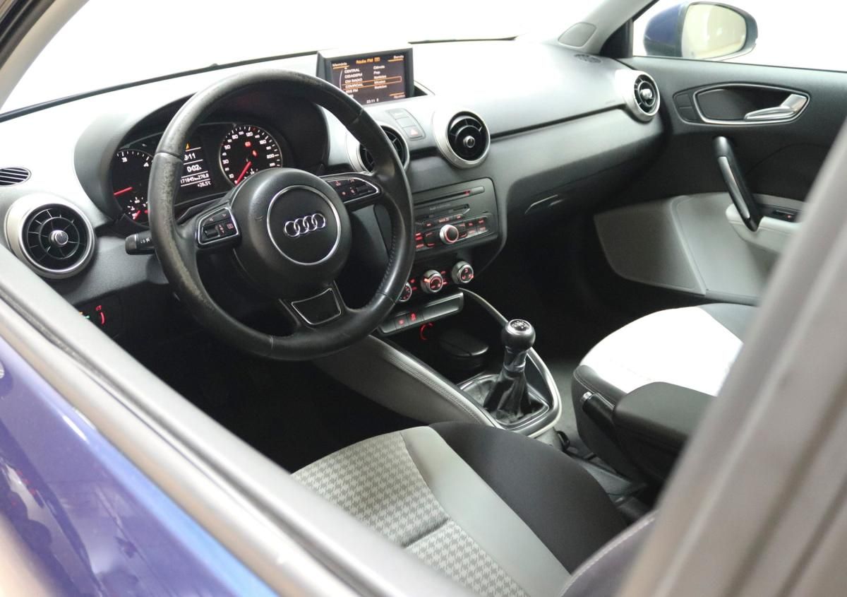 audi-a1-2010-diesel-1598cc