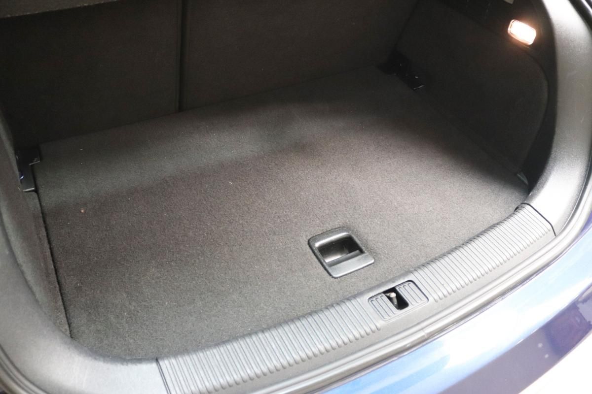audi-a1-2010-diesel-1598cc