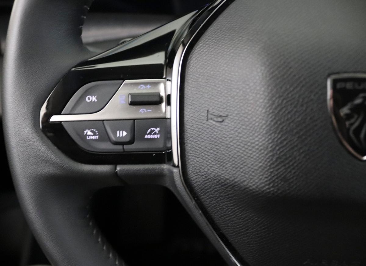 peugeot-308-2023-diesel-1499cc