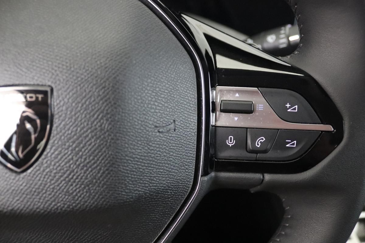 peugeot-308-2023-diesel-1499cc