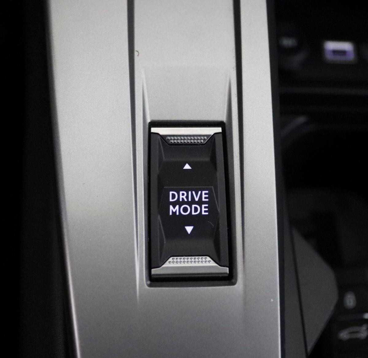 peugeot-308-2023-diesel-1499cc