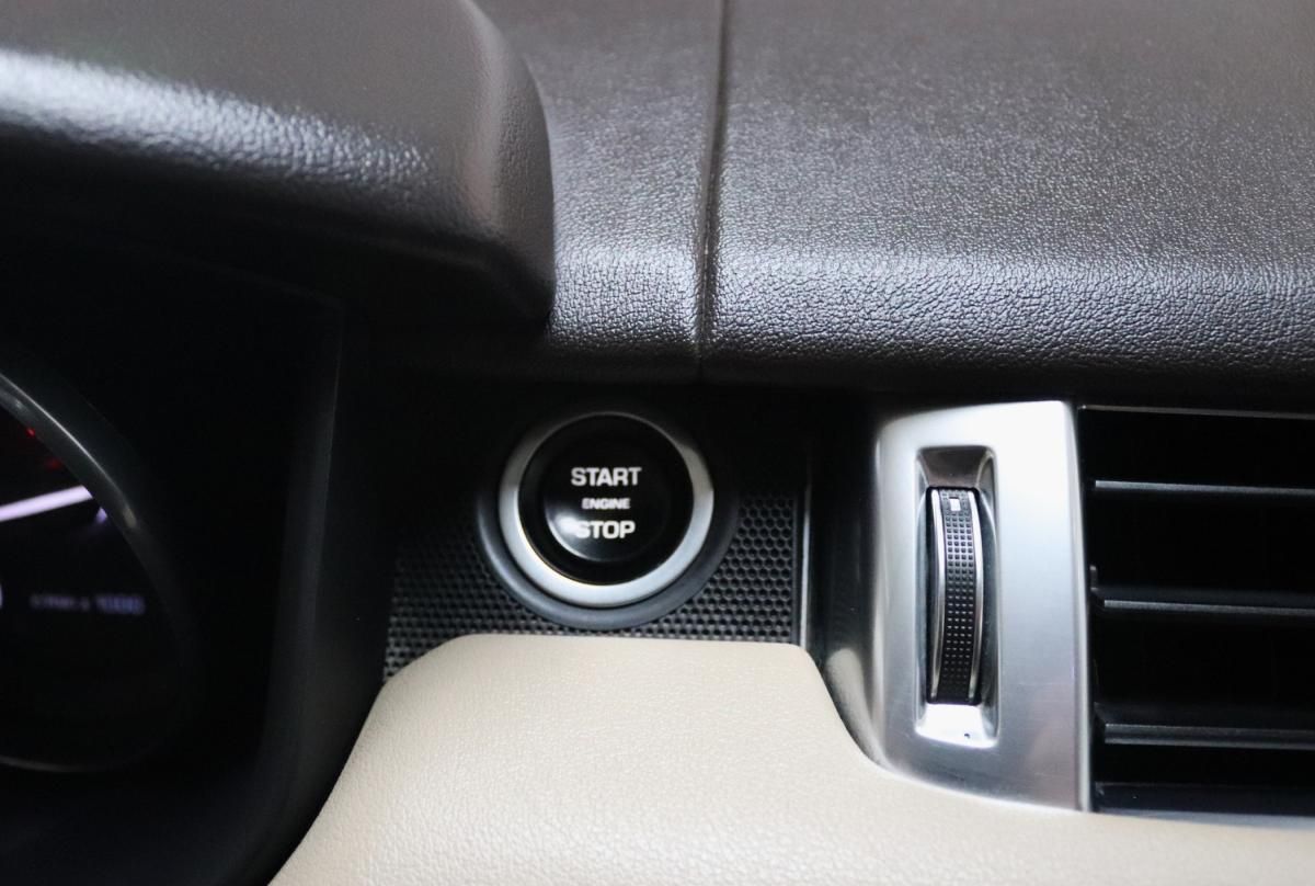 land-rover-range-rover-sport-2013-diesel-2993cc