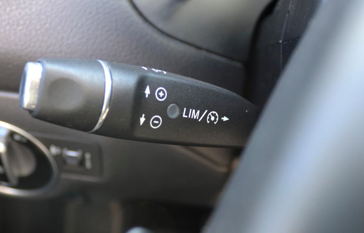 mercedes-benz-gla-2016-diesel-2143cc