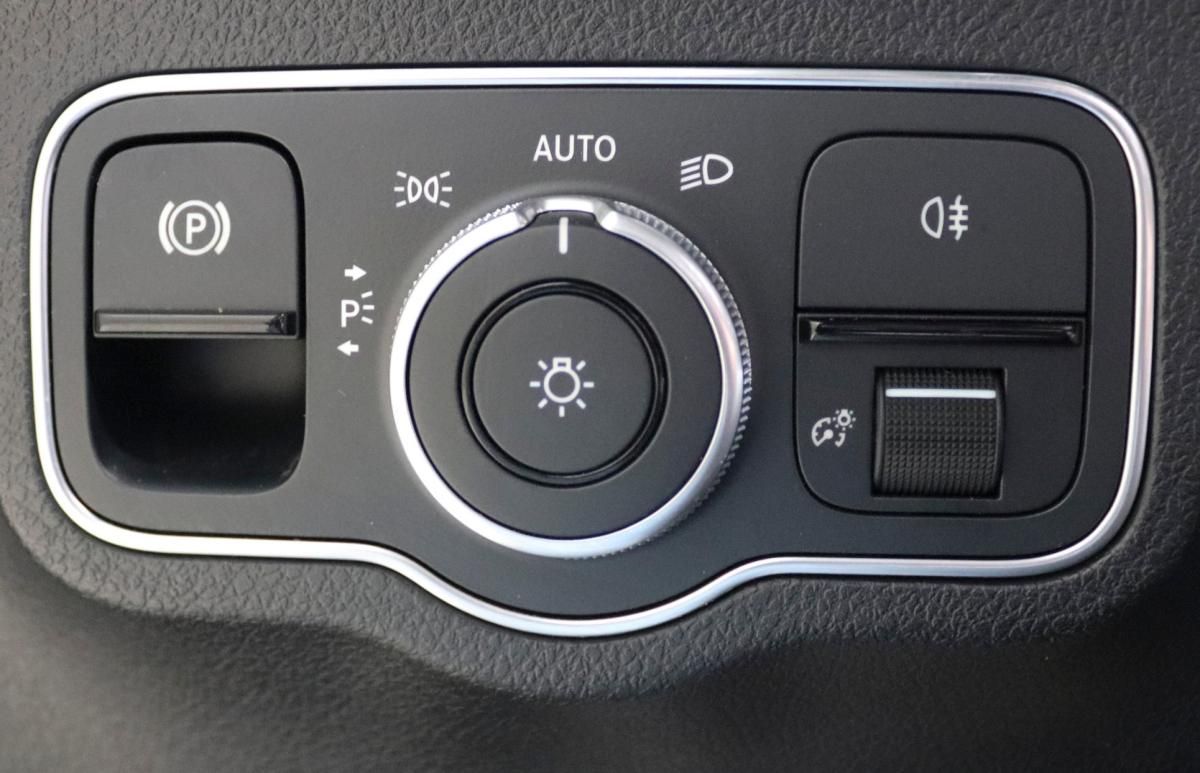 mercedes-benz-eqb-2022-eletrico-500cc