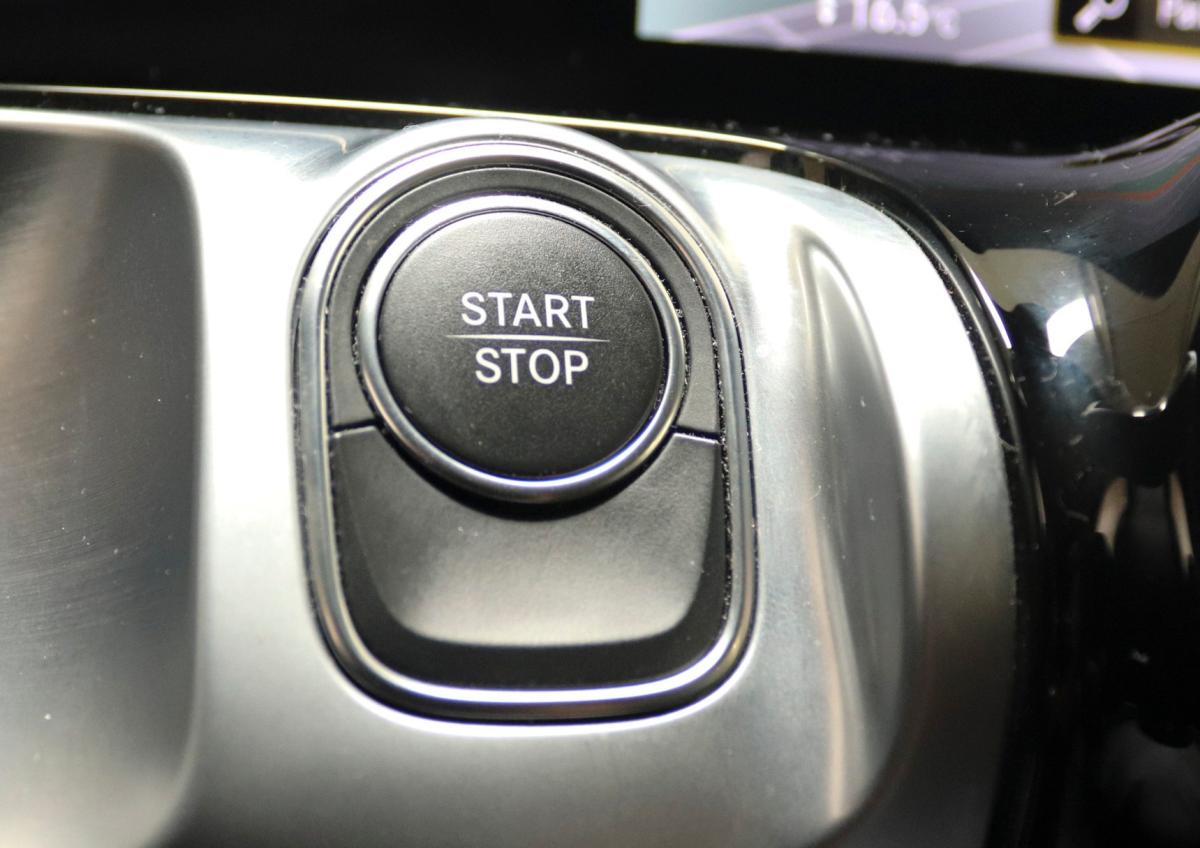 mercedes-benz-eqb-2022-eletrico-500cc