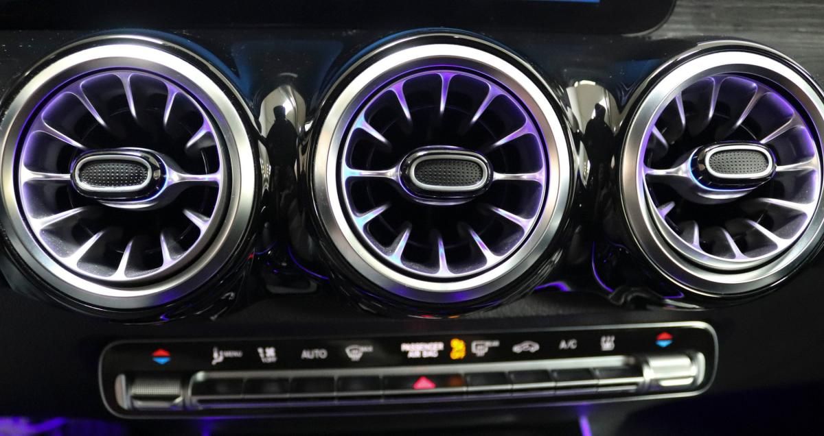 mercedes-benz-eqb-2022-eletrico-500cc