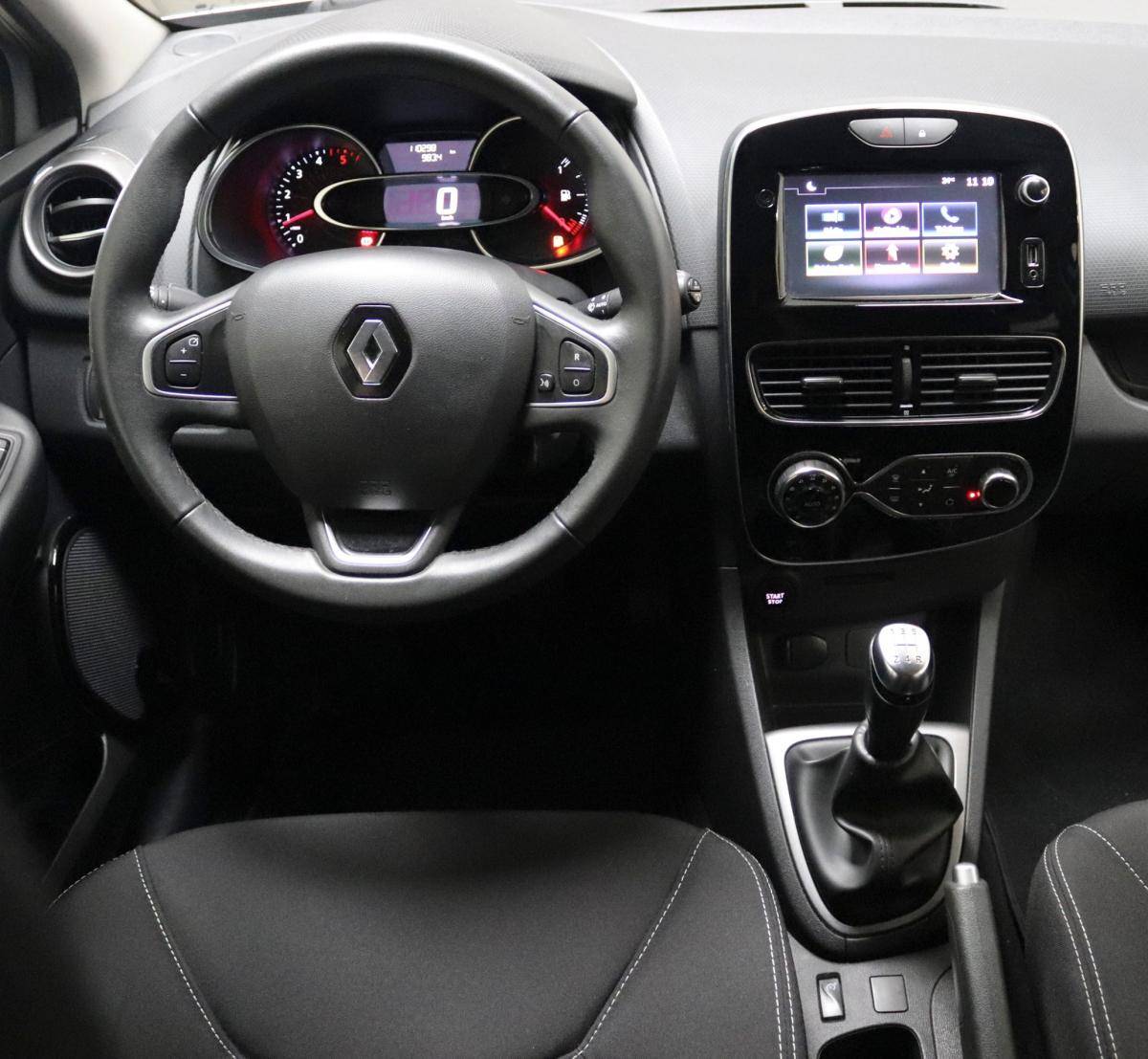 renault-clio-sport-tourer-2017-diesel-1461cc
