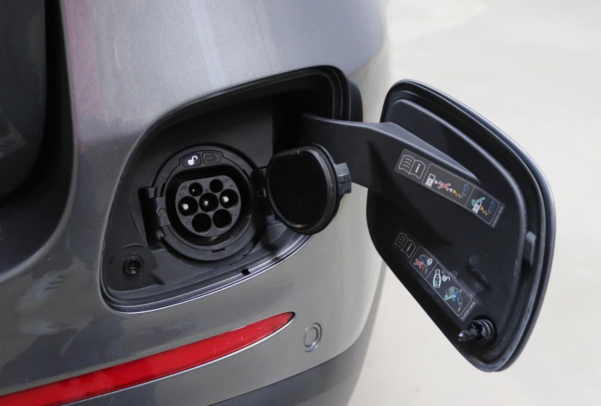 mercedes-benz-glc-2018-hibrido-a-gasolina-1991cc