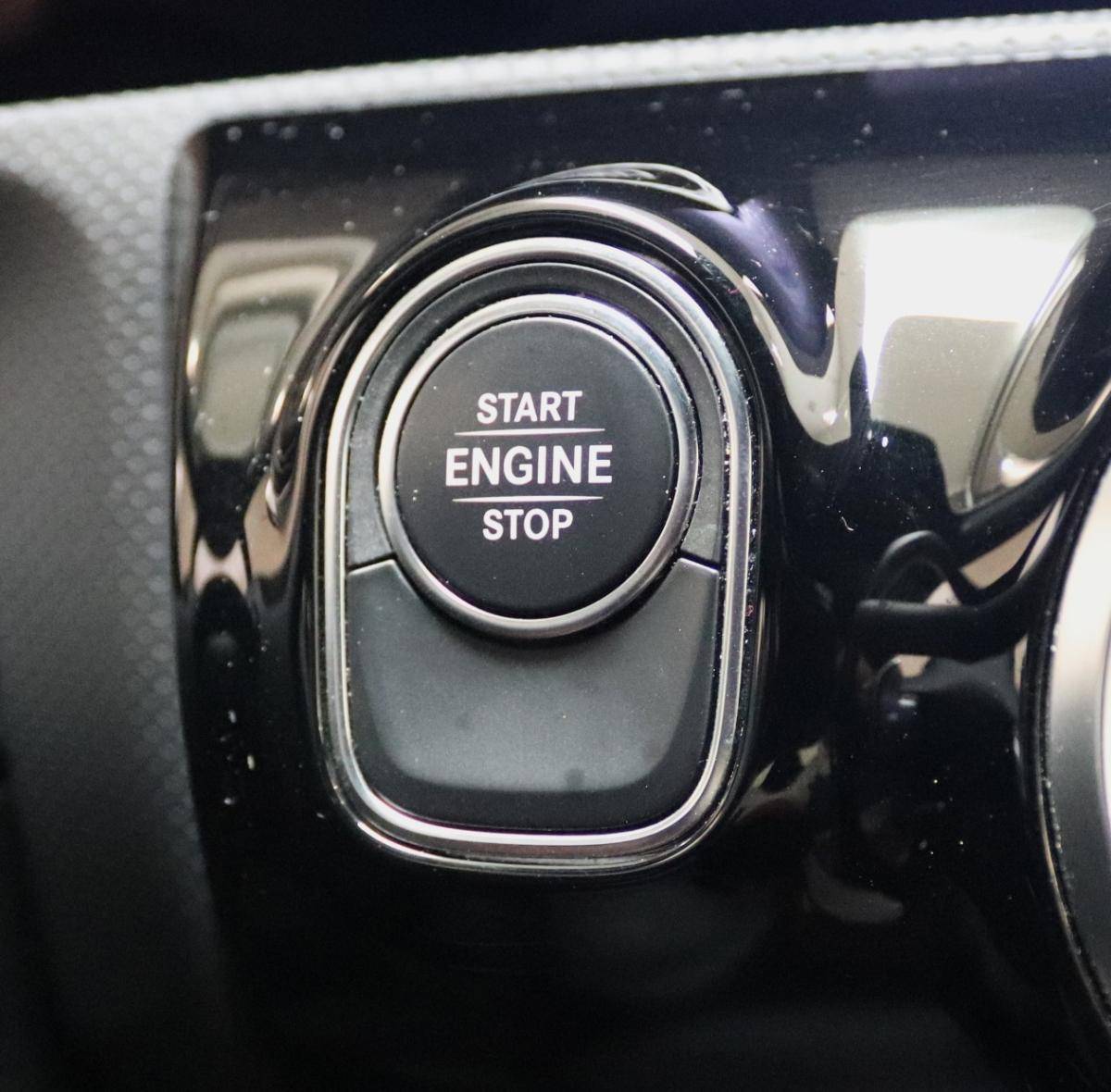 mercedes-benz-classe-a-2020-hibrido-a-gasolina-1332cc
