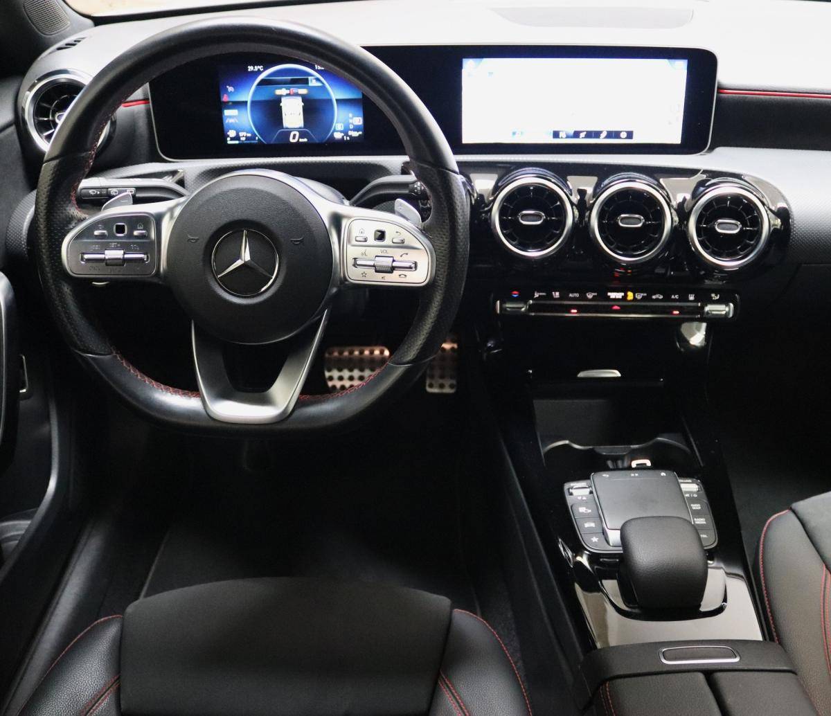 mercedes-benz-classe-a-2020-hibrido-a-gasolina-1332cc