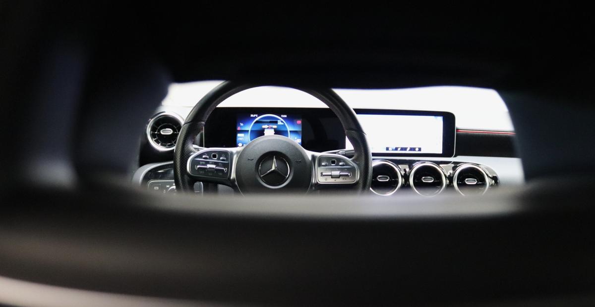 mercedes-benz-classe-a-2020-hibrido-a-gasolina-1332cc