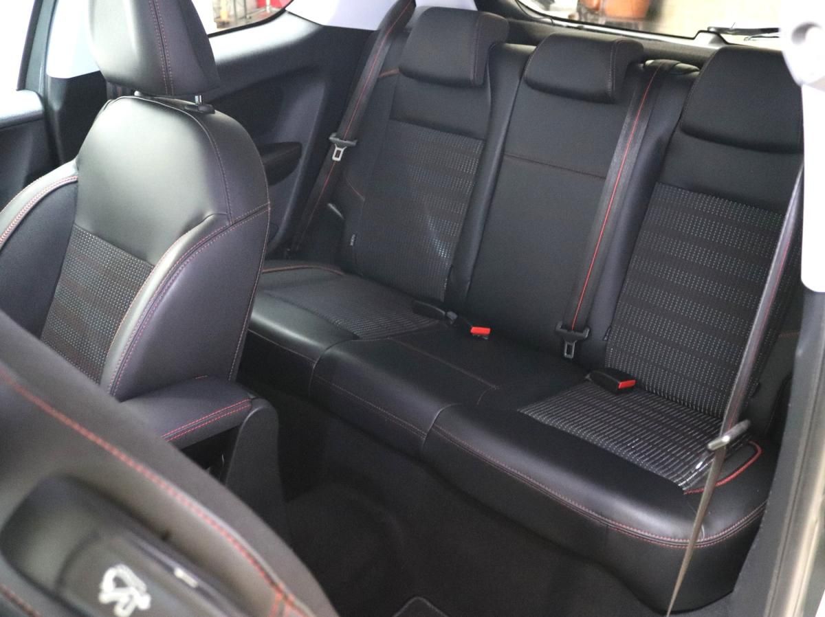 peugeot-208-2016-gasolina-1199cc