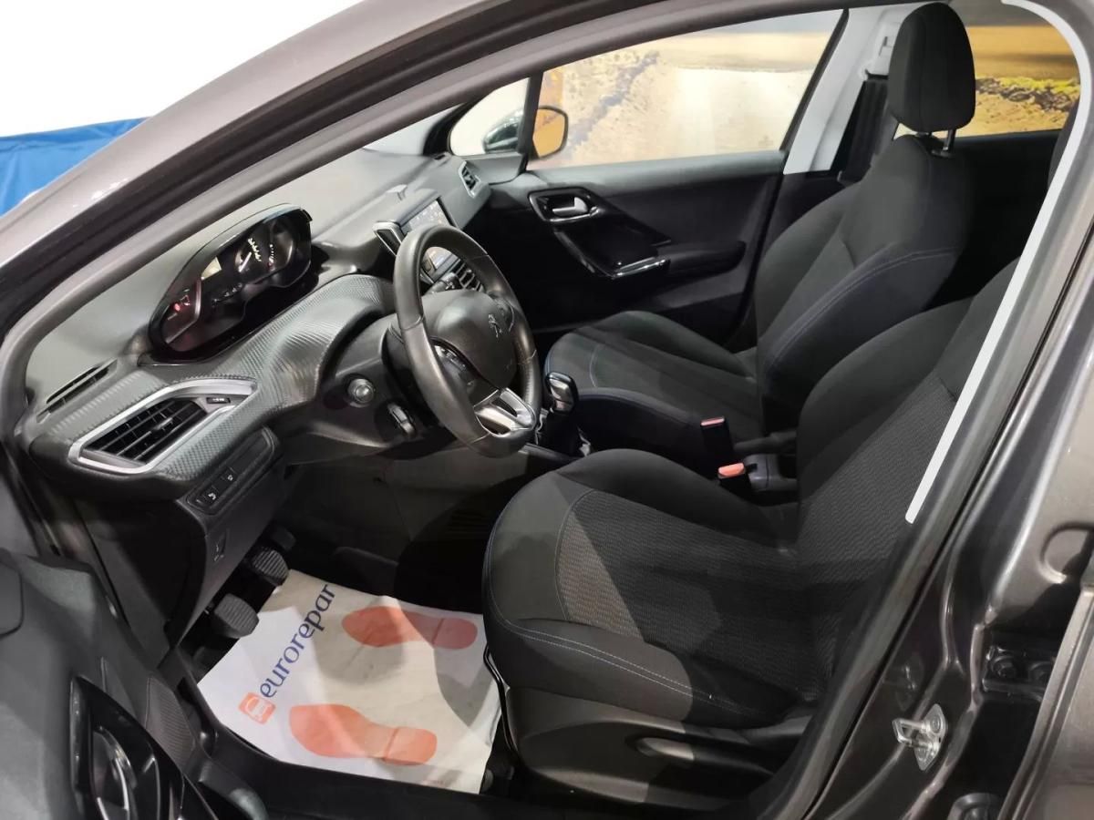 peugeot-208-2019-gasolina-1199cc