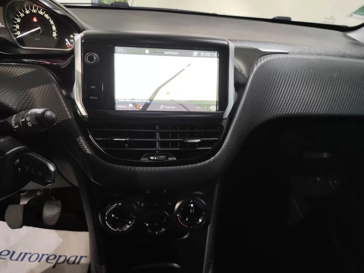 peugeot-208-2019-gasolina-1199cc