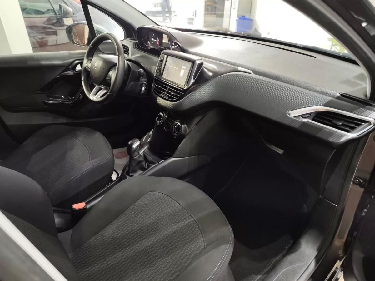 peugeot-208-2019-gasolina-1199cc