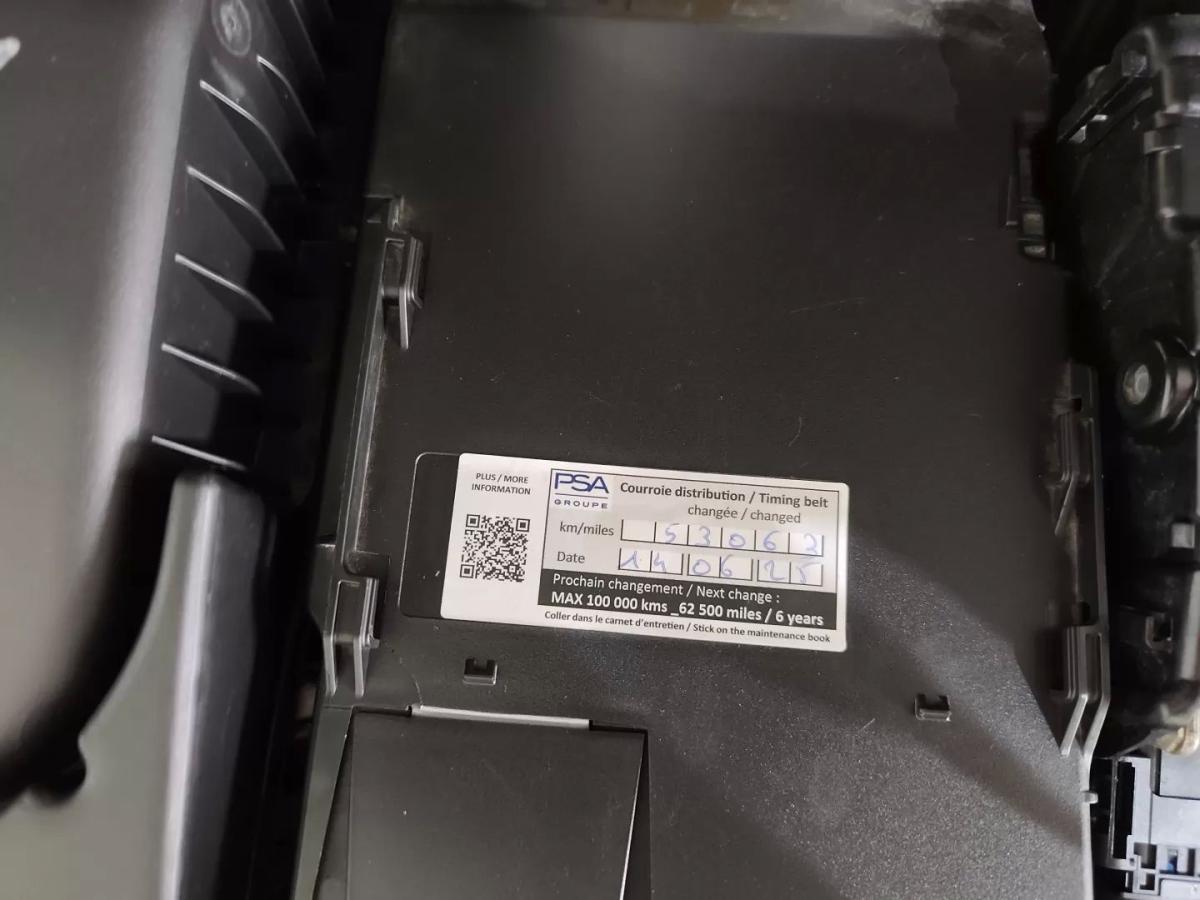 peugeot-208-2019-gasolina-1199cc