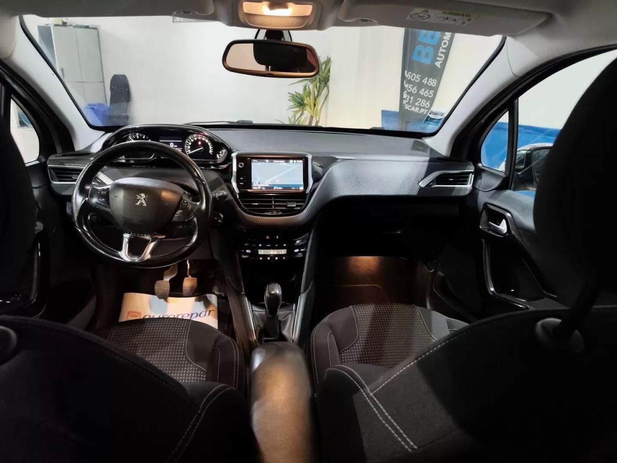 peugeot-208-2018-gasolina-1199cc