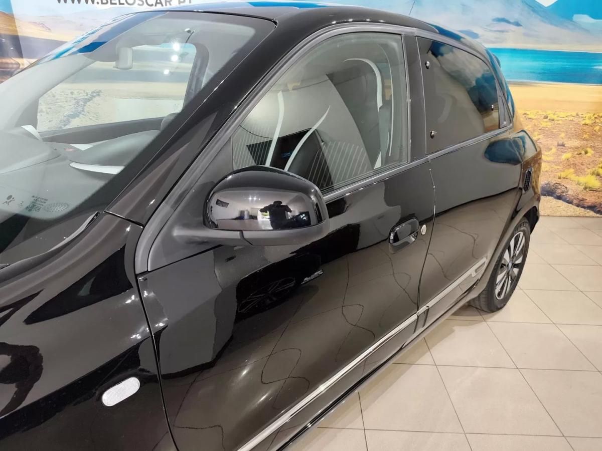 renault-twingo-2021-eletrico-200cc