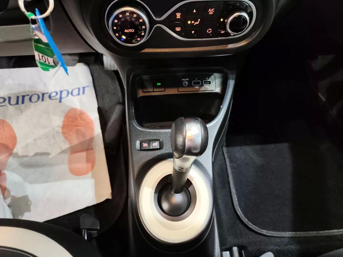 renault-twingo-2021-eletrico-200cc