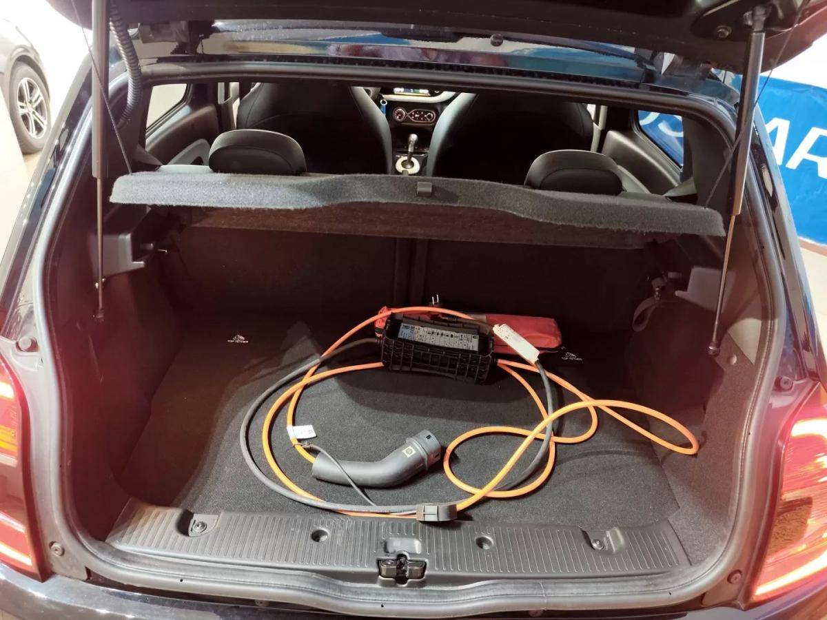 renault-twingo-2021-eletrico-200cc