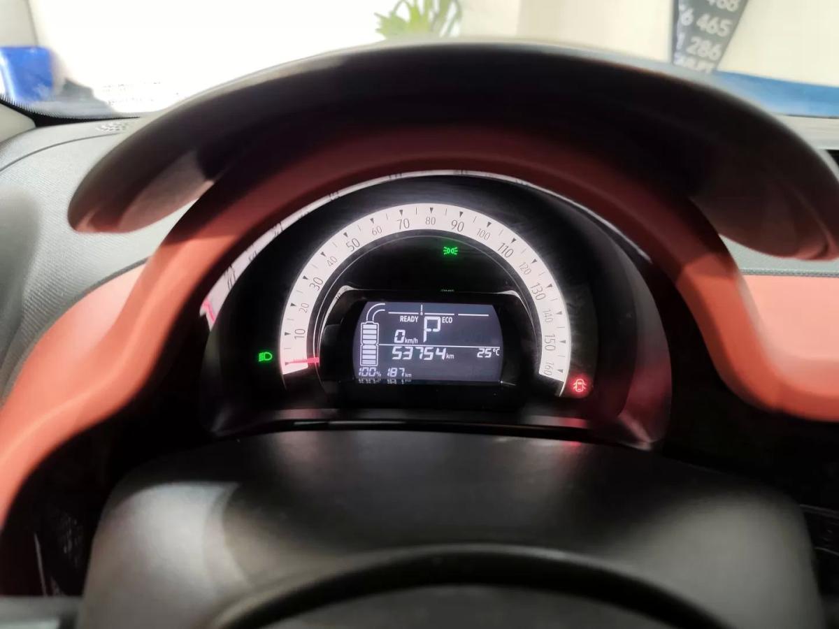 renault-twingo-2020-eletrico-200cc