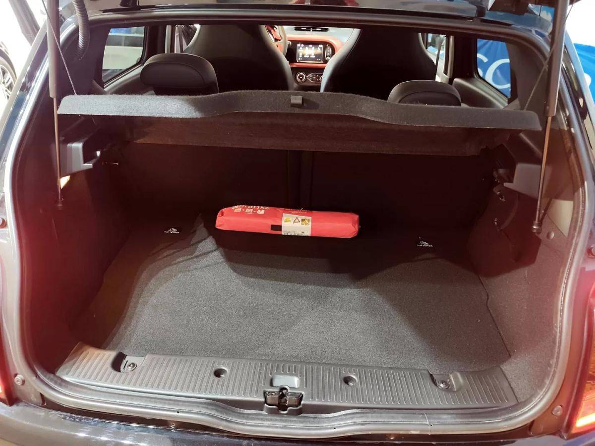 renault-twingo-2020-eletrico-200cc