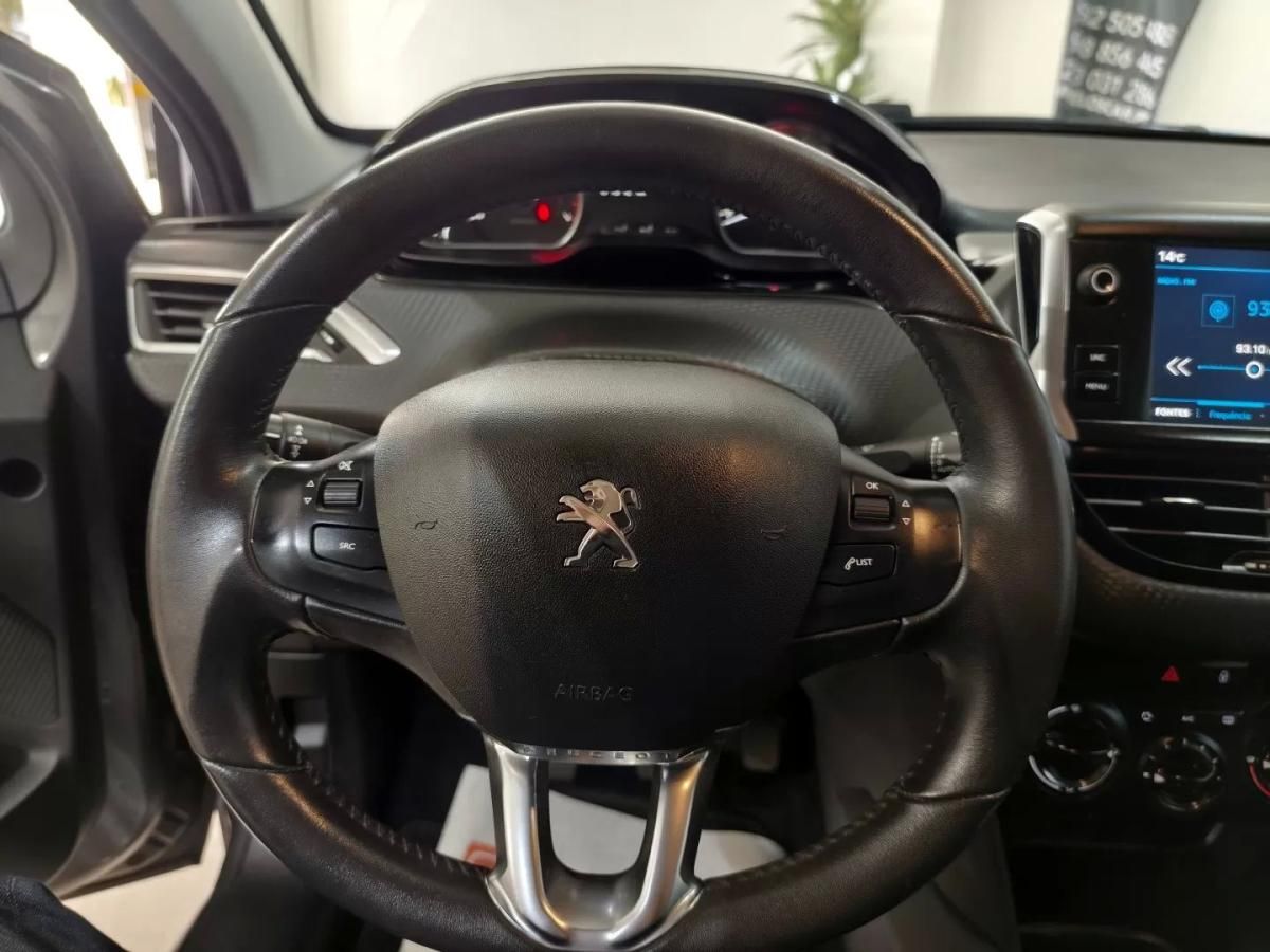 peugeot-208-2018-gasolina-1199cc