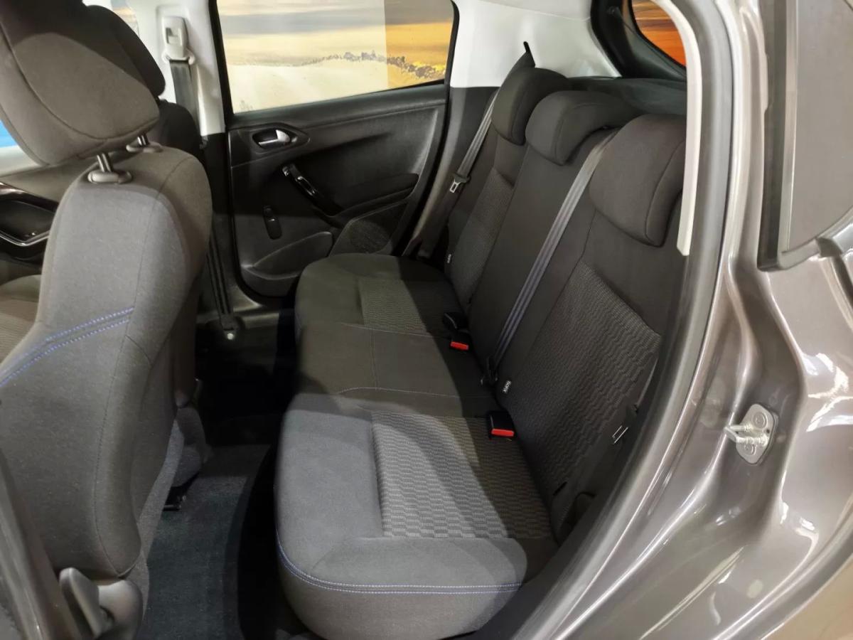 peugeot-208-2018-gasolina-1199cc