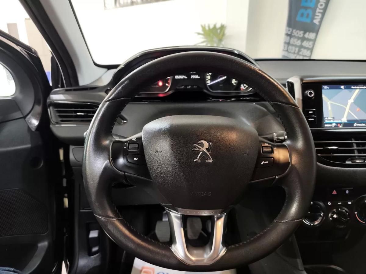 peugeot-208-2018-gasolina-1199cc