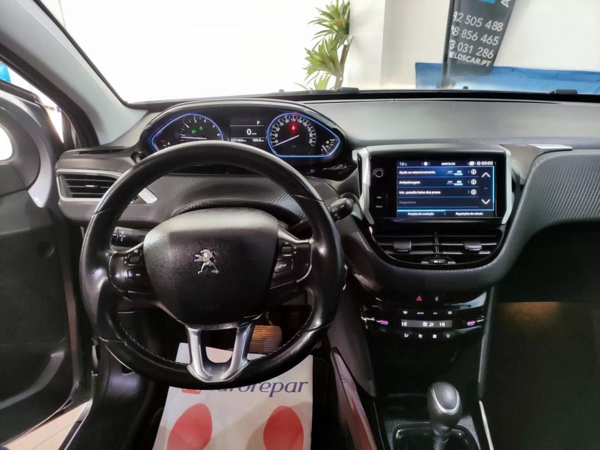 peugeot-2008-2018-gasolina-1199cc