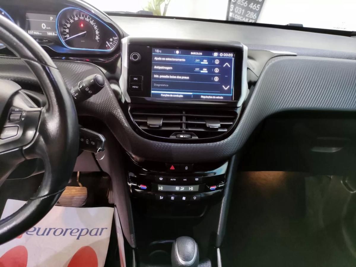 peugeot-2008-2018-gasolina-1199cc