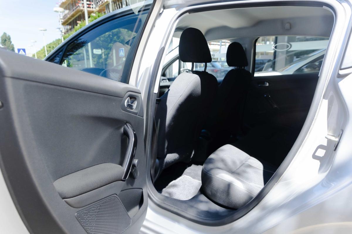 peugeot-208-2013-diesel-1398cc