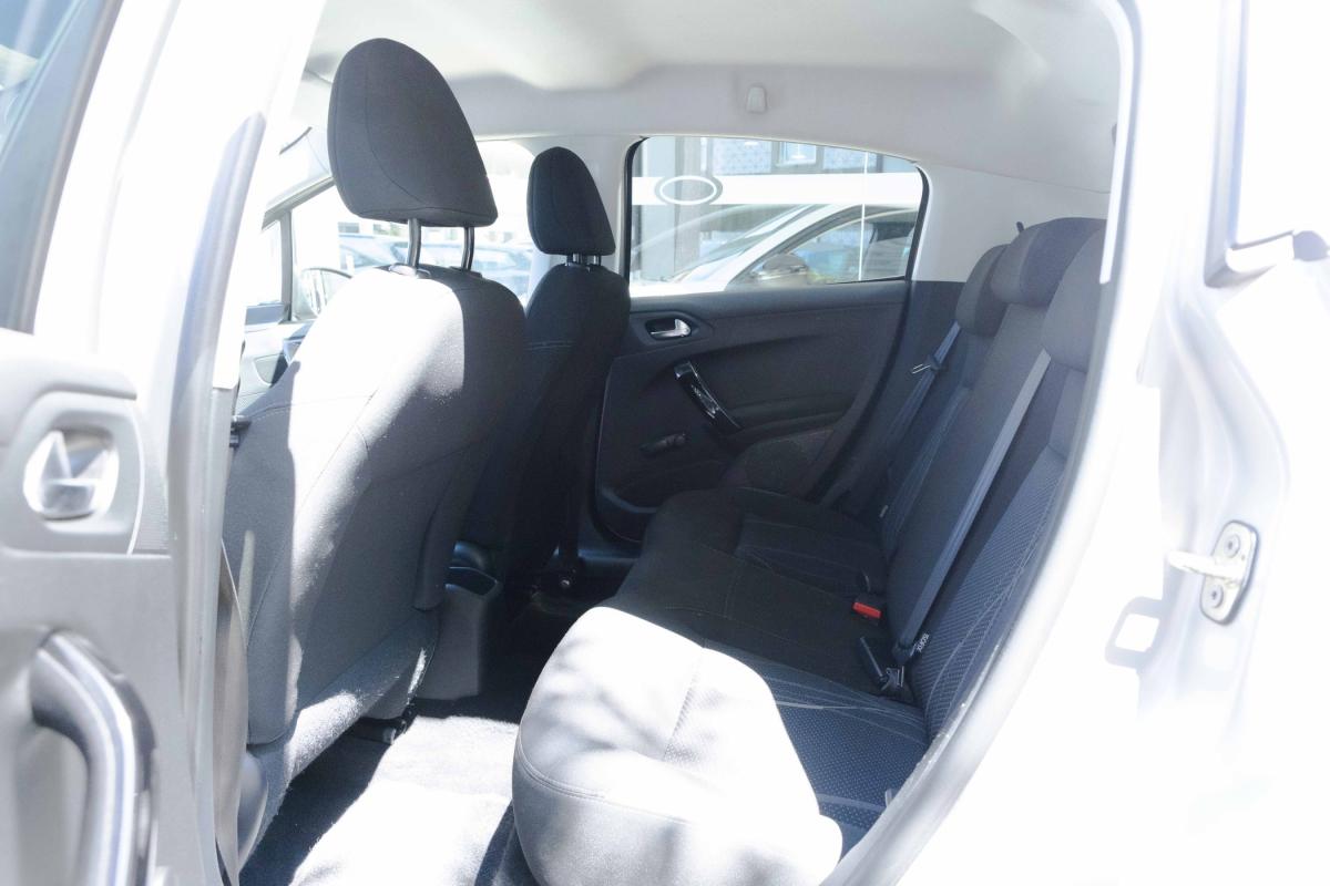 peugeot-208-2013-diesel-1398cc