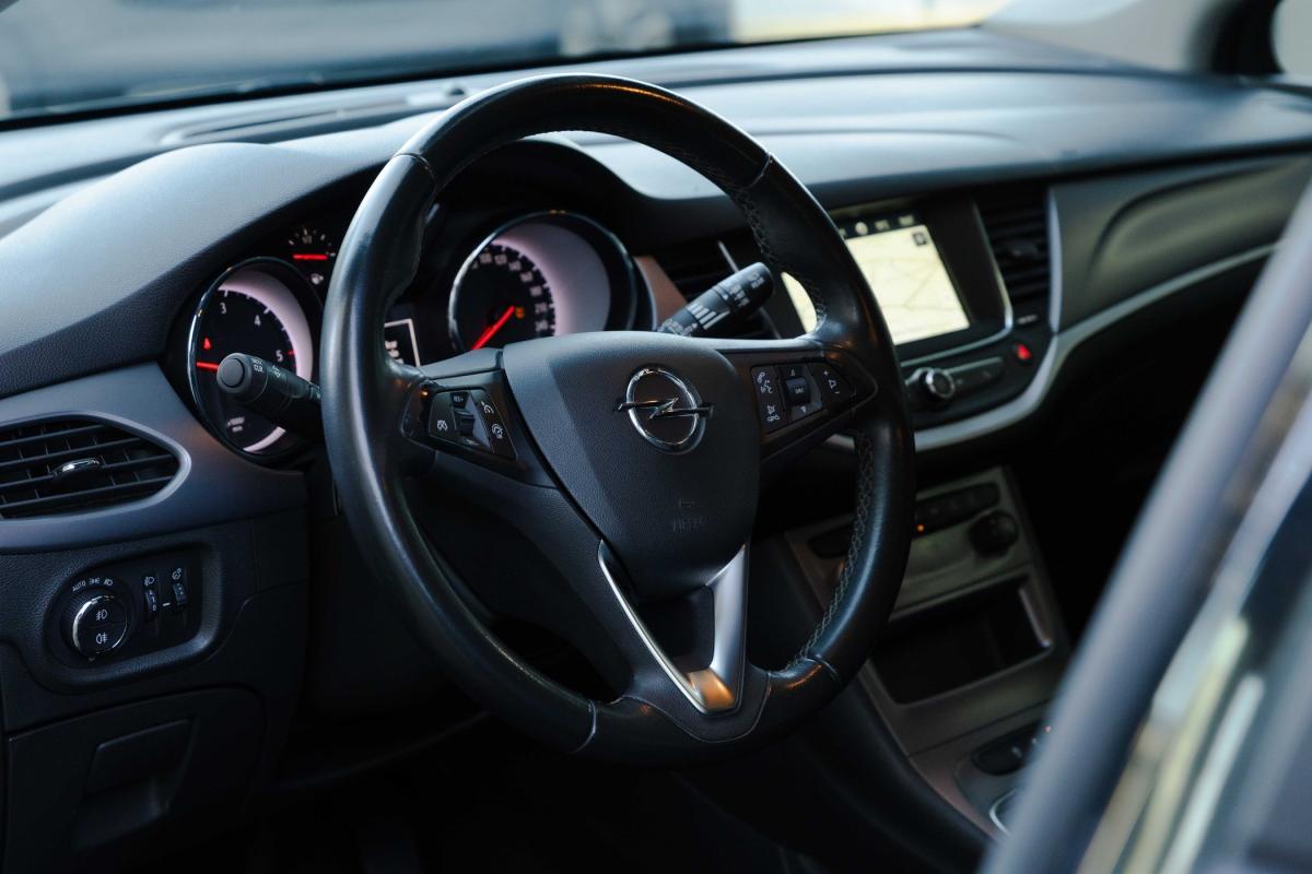 opel-astra-sport-tourer-2022-diesel-1496cc