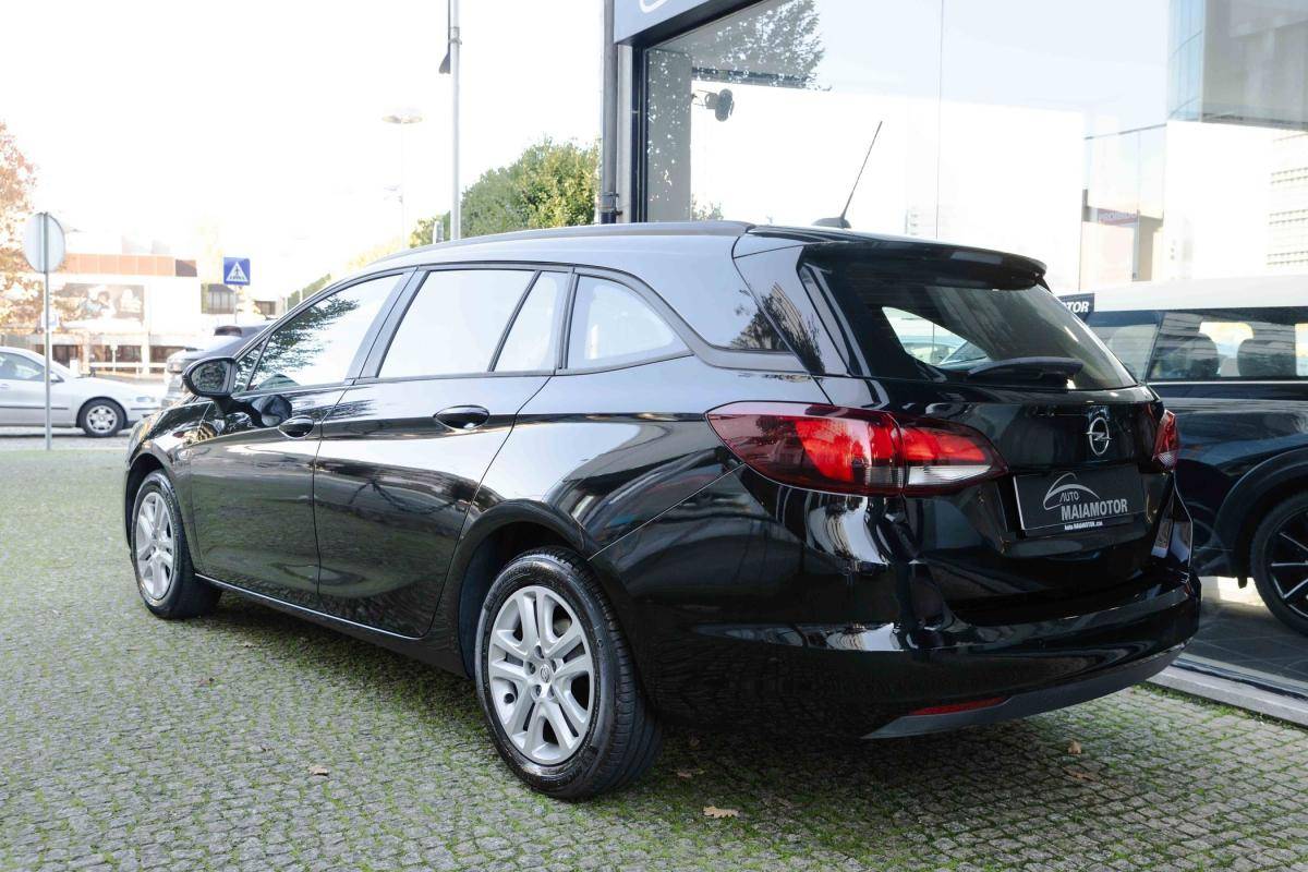 opel-astra-sport-tourer-2022-diesel-1496cc