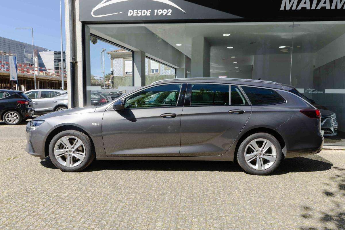 opel-insignia-sports-tourer-2021-diesel-1496cc