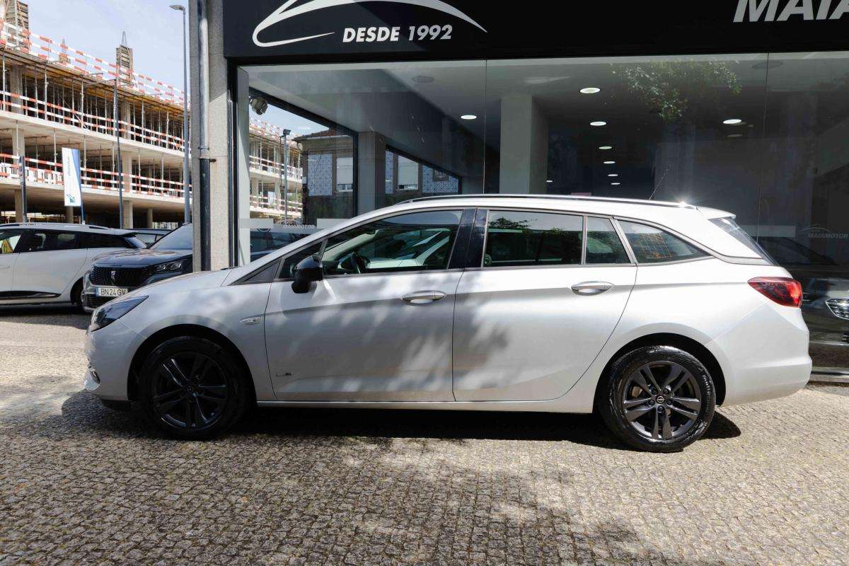 opel-astra-sport-tourer-2021-diesel-1496cc
