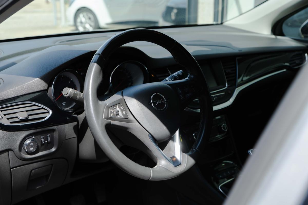 opel-astra-sport-tourer-2021-diesel-1496cc