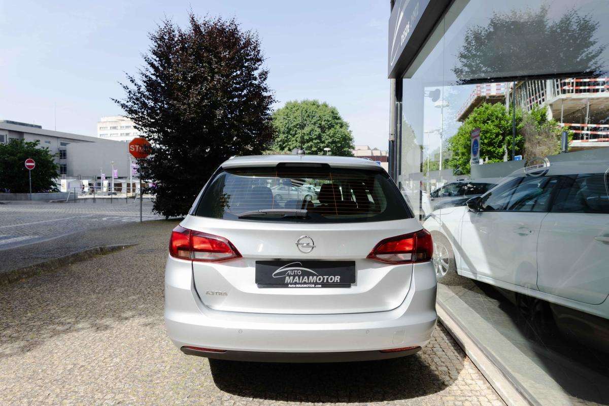 opel-astra-sport-tourer-2021-diesel-1496cc