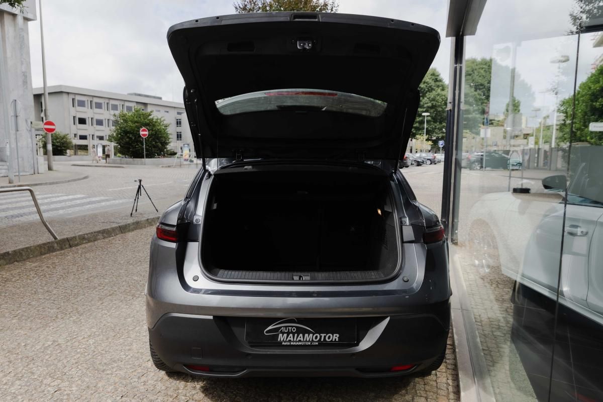 renault-megane-e-tech-2023-eletrico-500cc
