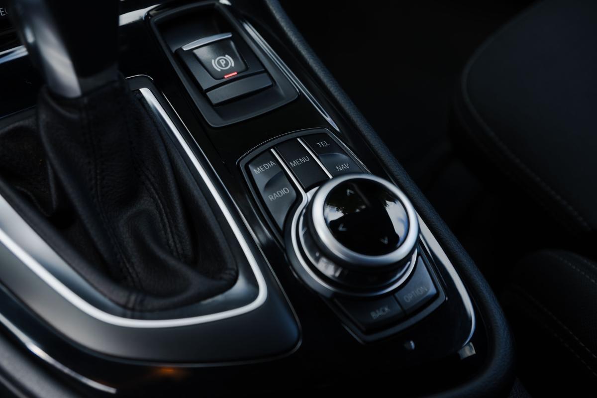 bmw-serie-2-2016-diesel-1496cc
