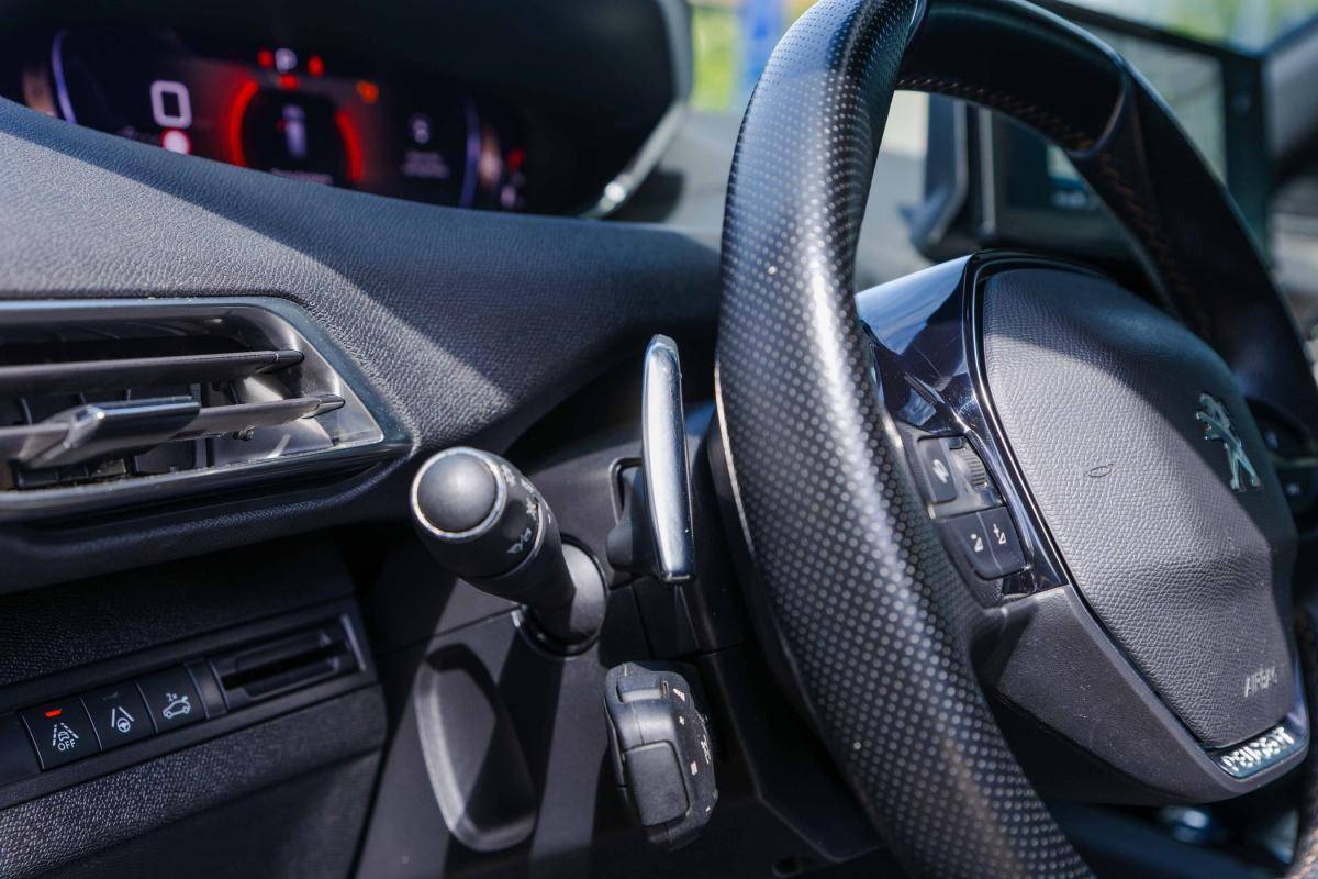 peugeot-5008-2021-gasolina-1199cc