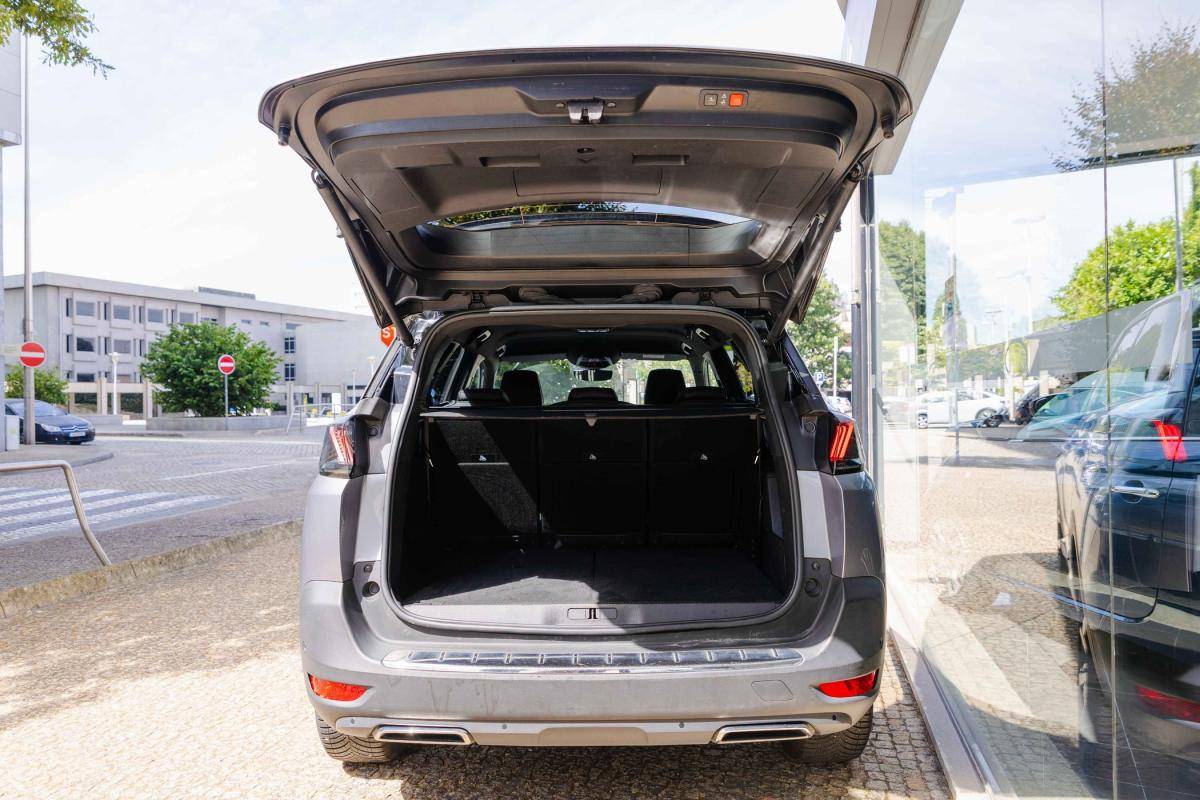 peugeot-5008-2021-gasolina-1199cc