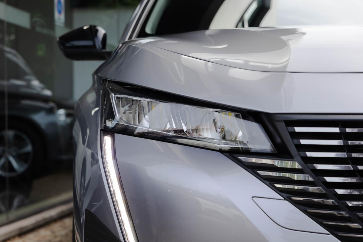 peugeot-308-sw-2023-hibrido-a-gasolina-1598cc