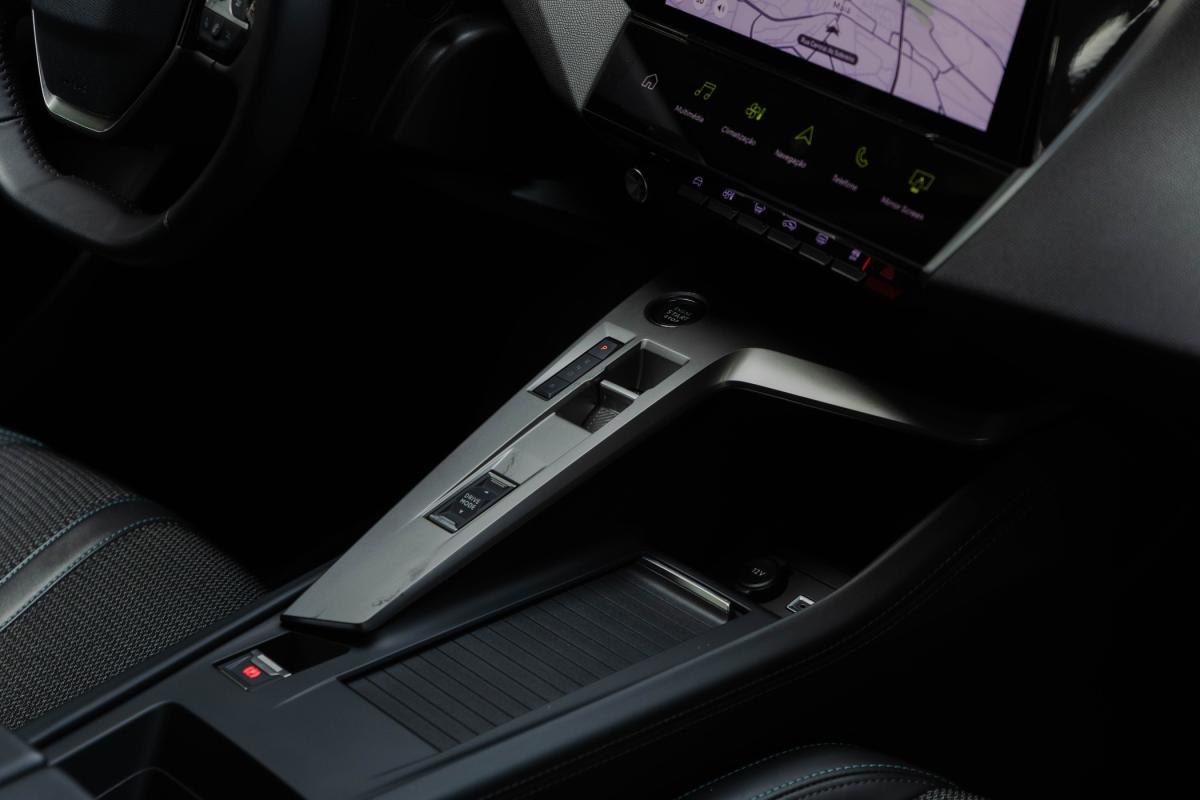 peugeot-308-sw-2023-hibrido-a-gasolina-1598cc