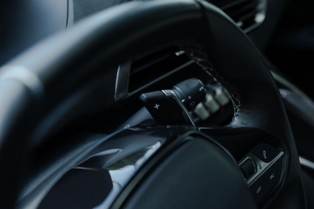 peugeot-3008-2022-gasolina-1199cc