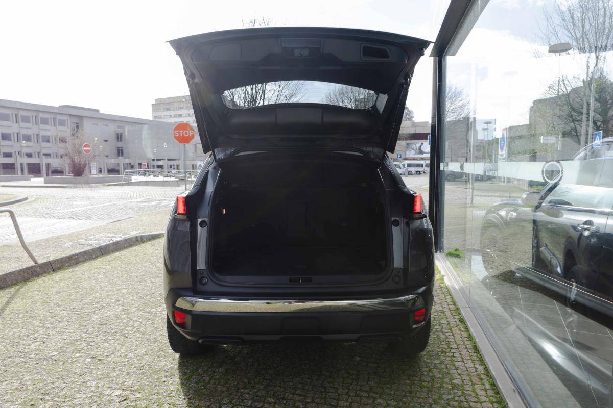 peugeot-3008-2022-gasolina-1199cc