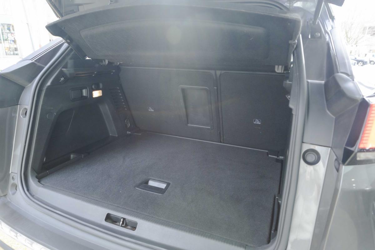 peugeot-3008-2022-gasolina-1199cc